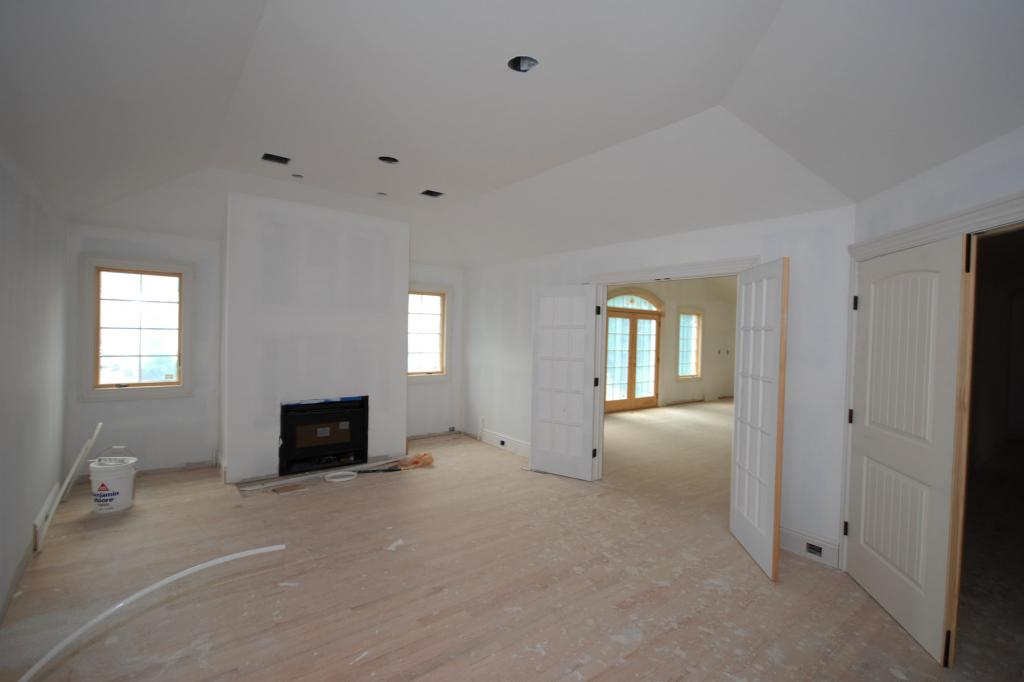 100 KINGWOOD DR , Little Falls, NJ, 07424, USA