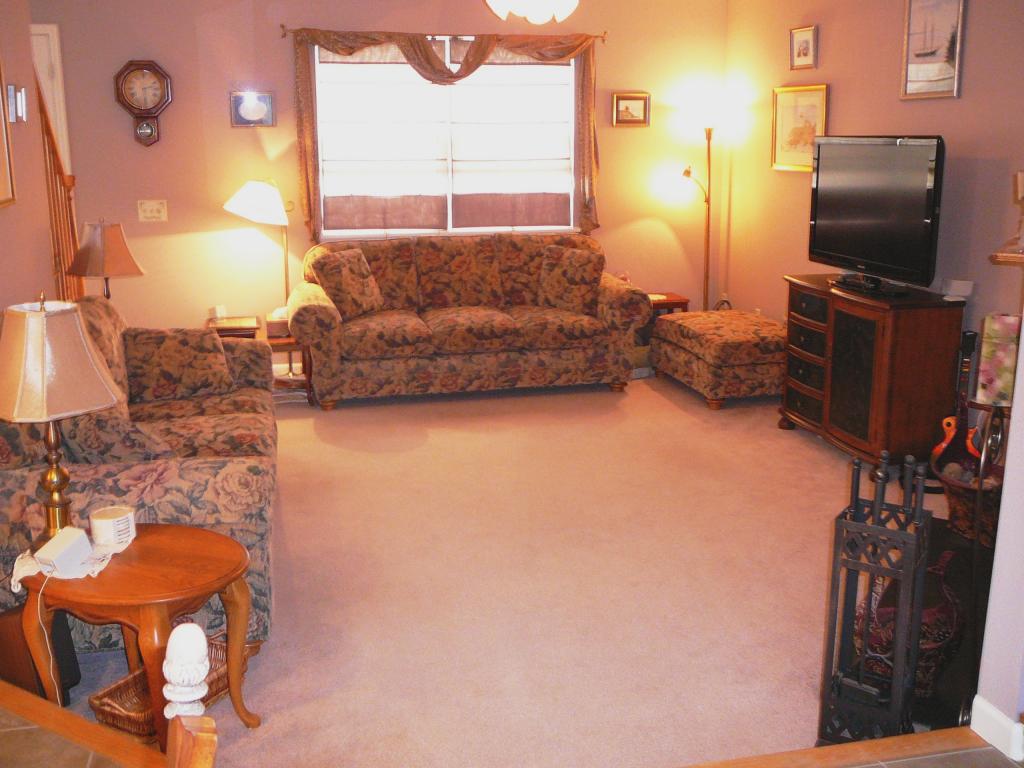 28 BAILEY PARK DR