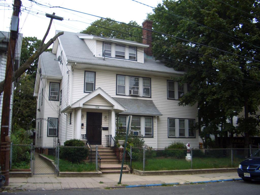 MLS #/Web ID: 2717895