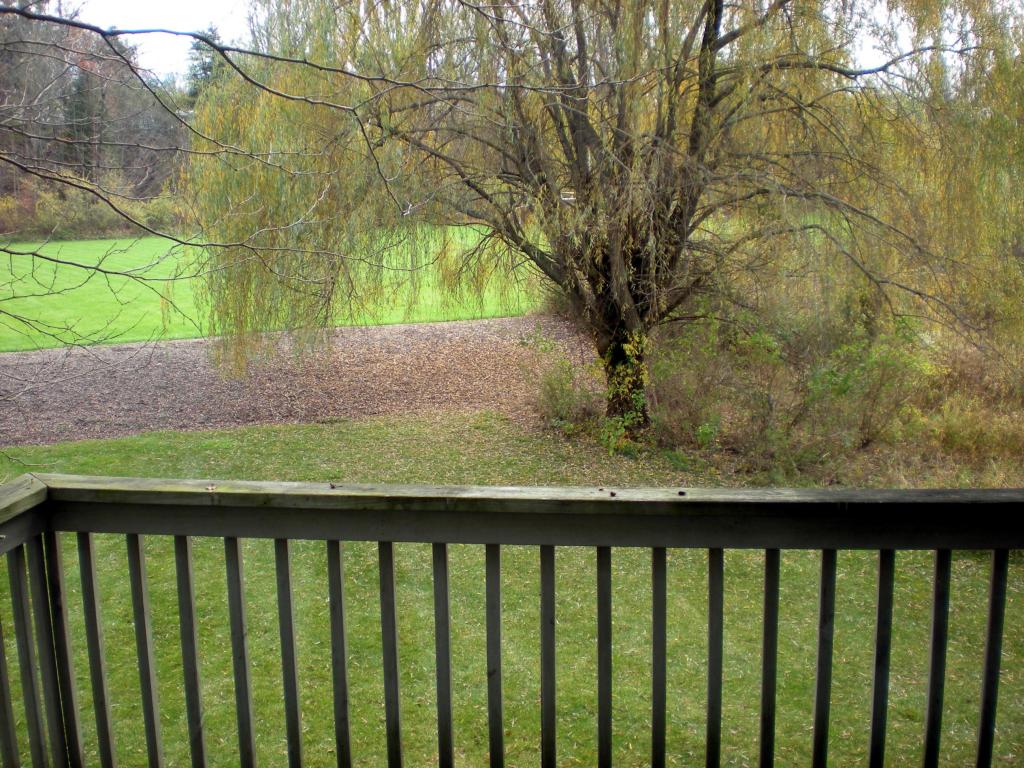 25 Meadow Pond Road