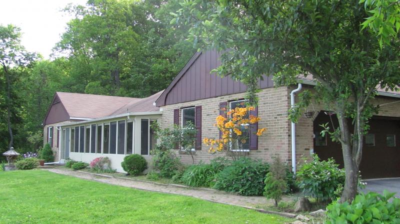 MLS #/Web ID: 2730895
