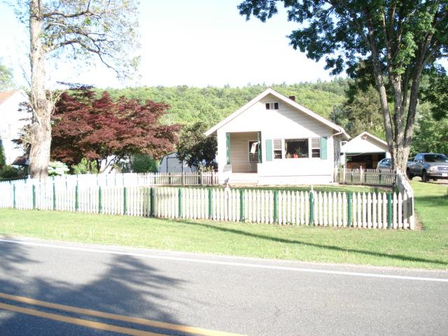 MLS #/Web ID: 2703496