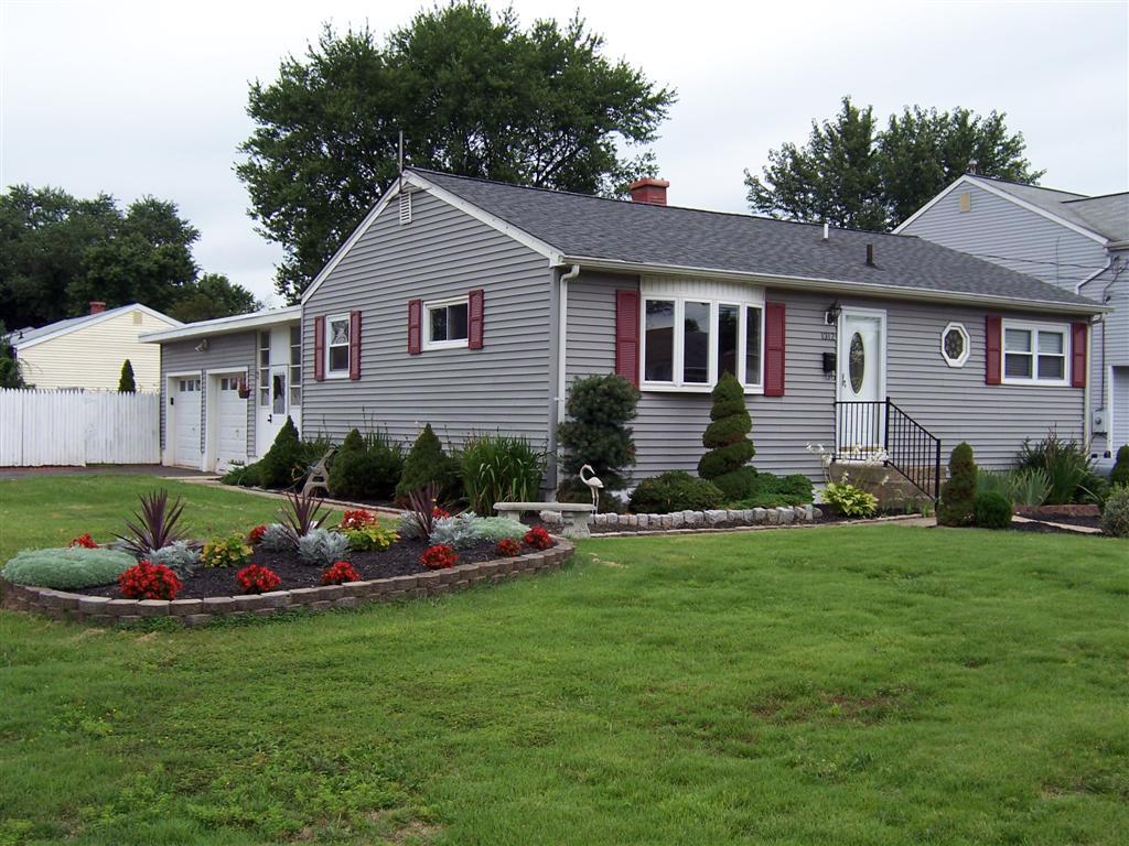 1312 Raritan Ave