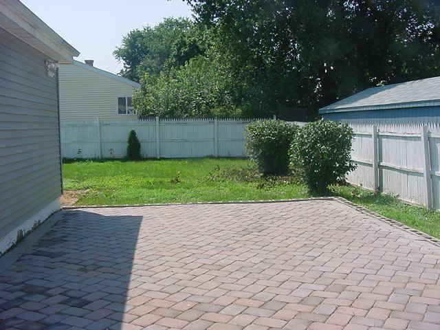 1312 Raritan Ave