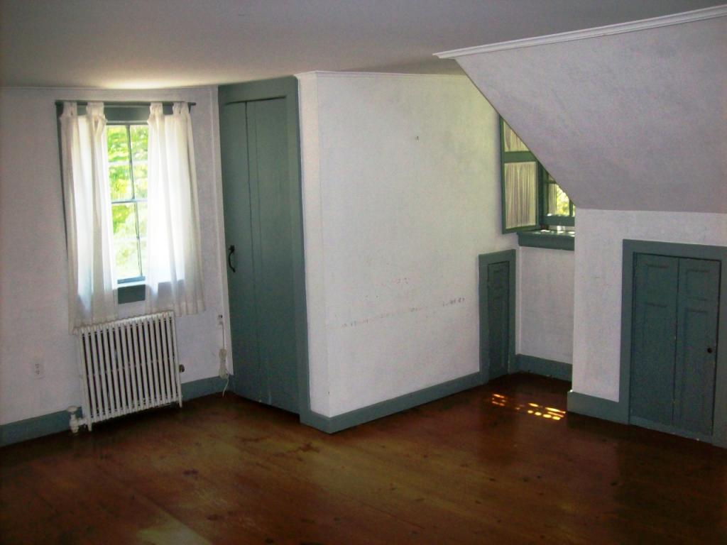 546 BERRYWOOD LANE