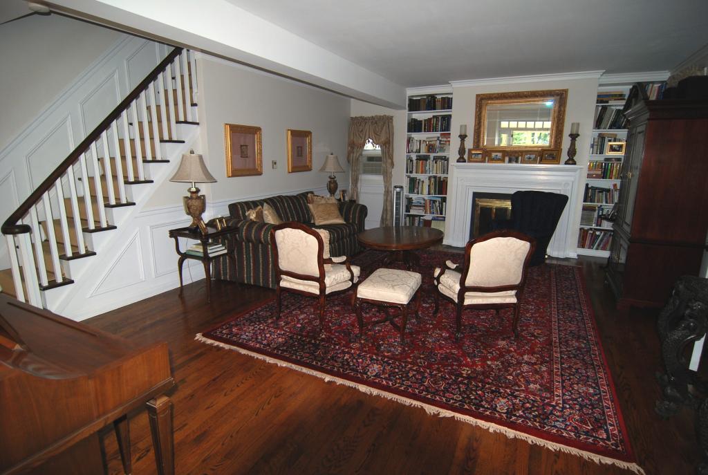 MLS #/Web ID: 2706696