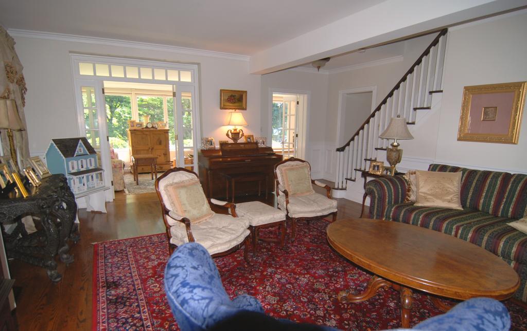 MLS #/Web ID: 2706696