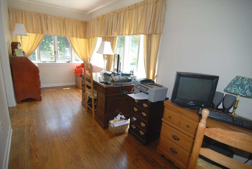 MLS #/Web ID: 2706696