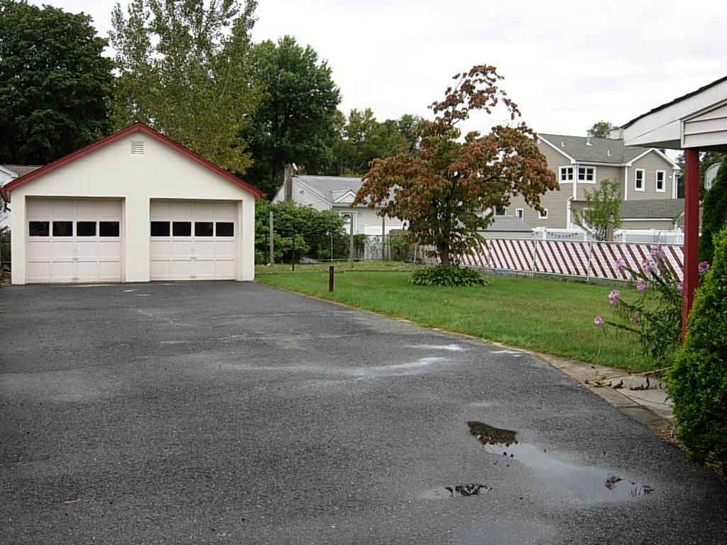 11 GREENWICH ST