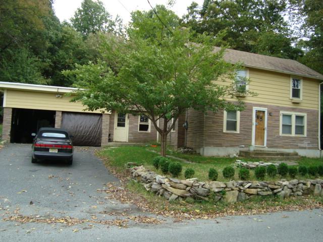 MLS #/Web ID: 2720696