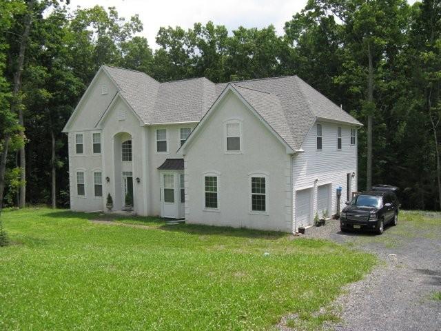 MLS #/Web ID: 2722996