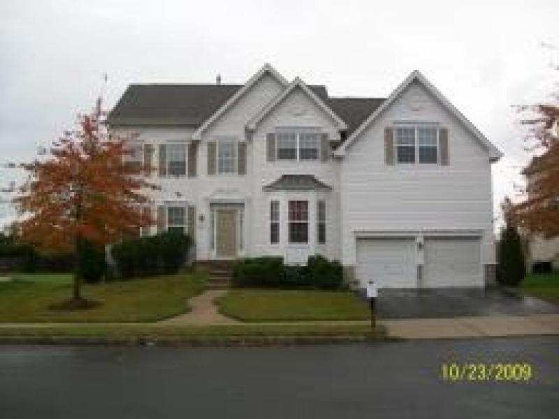 MLS #/Web ID: 2724396