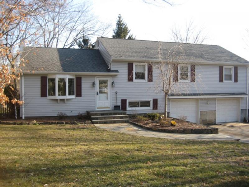 MLS #/Web ID: 2724996