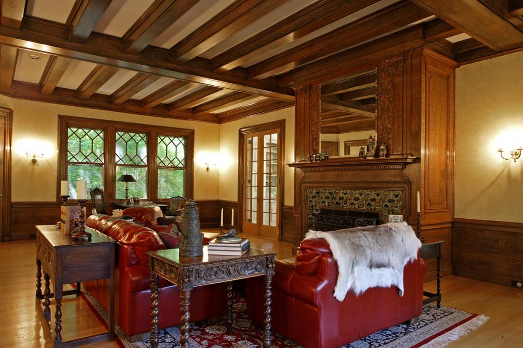 MLS #/Web ID: 2694997