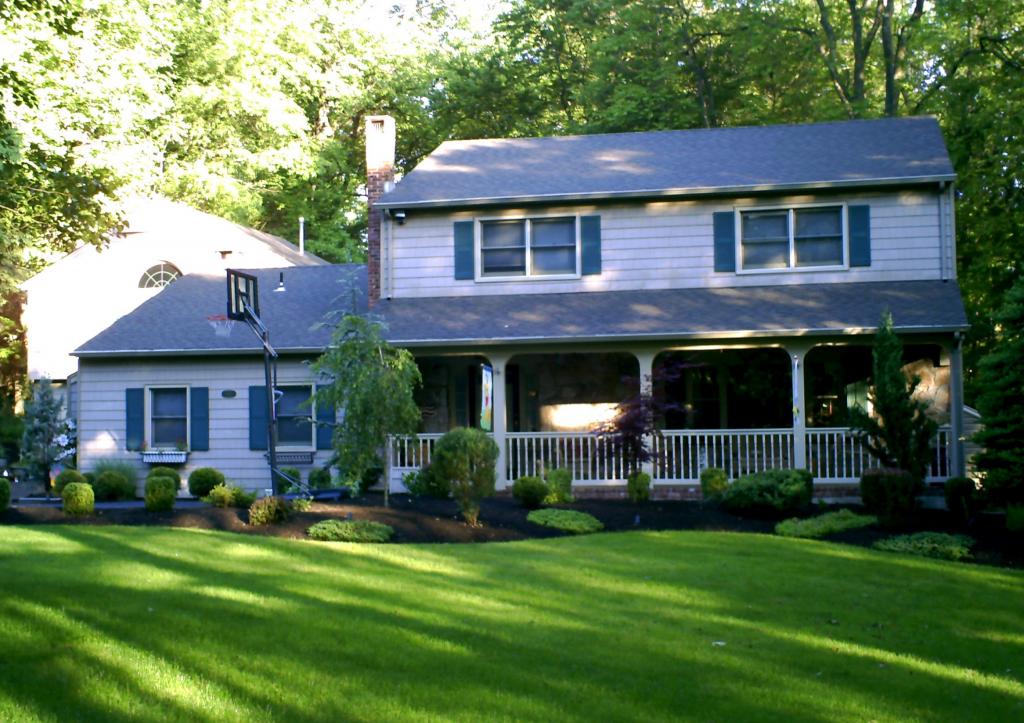1395 RARITAN ROAD