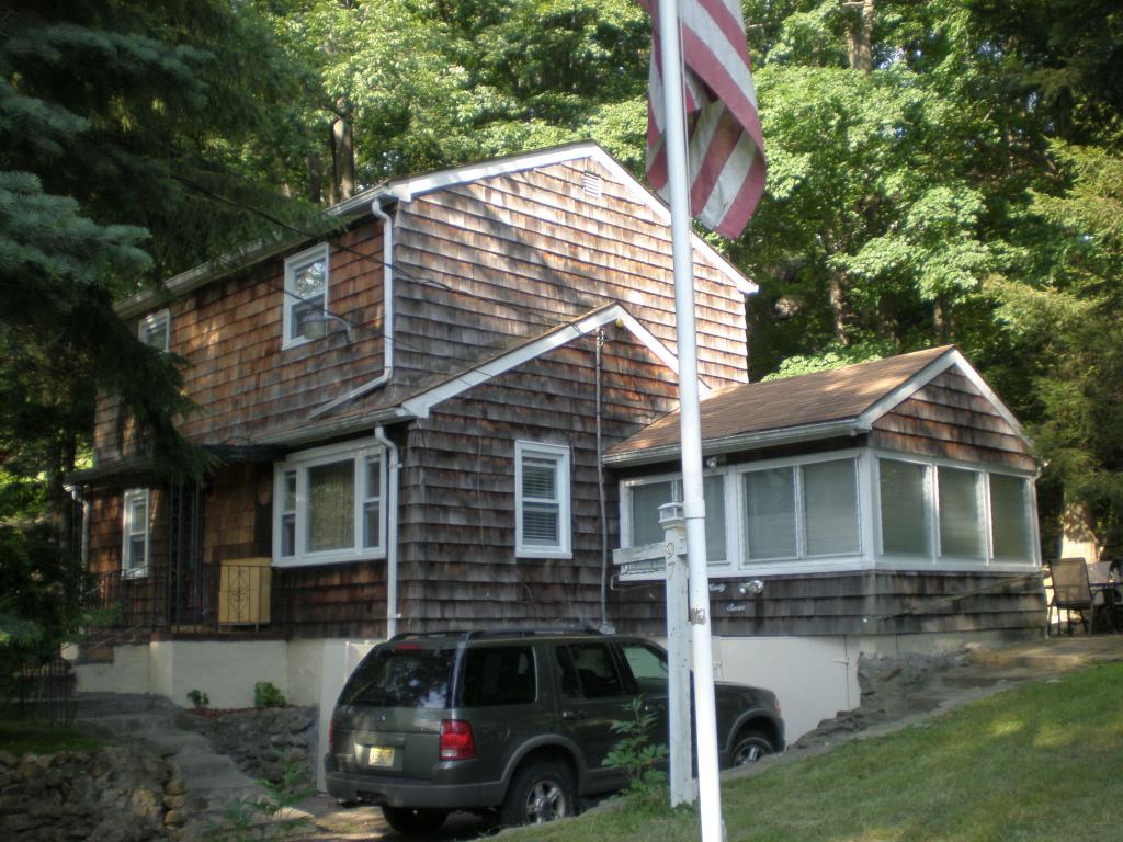 MLS #/Web ID: 2699997