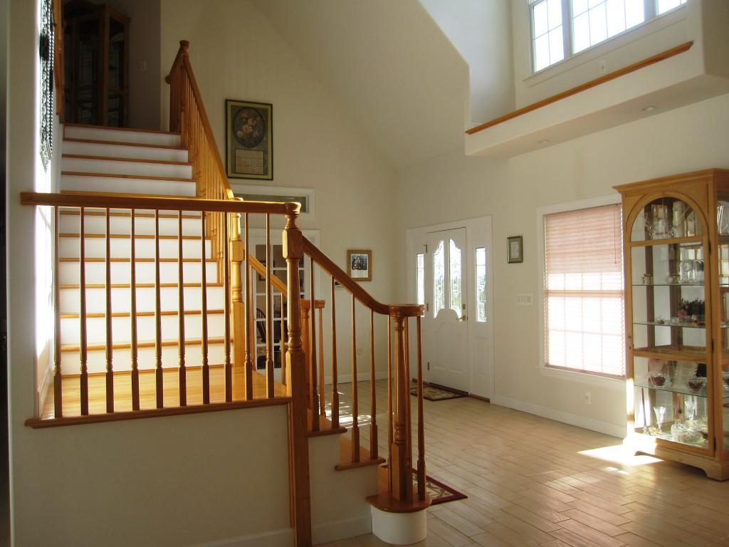 MLS #/Web ID: 2716597