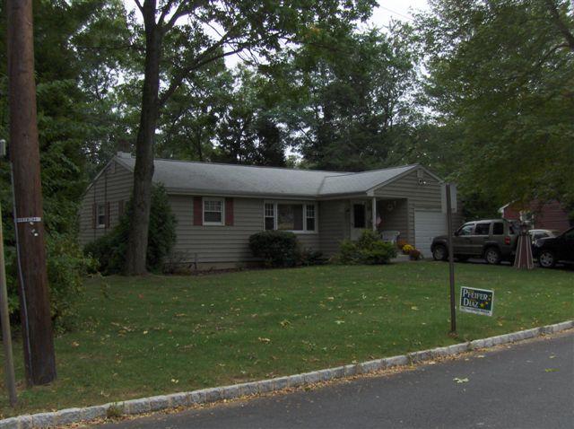 MLS #/Web ID: 2717297