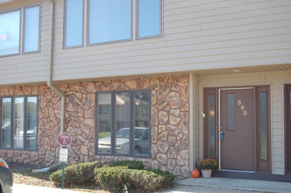 MLS #/Web ID: 2719297