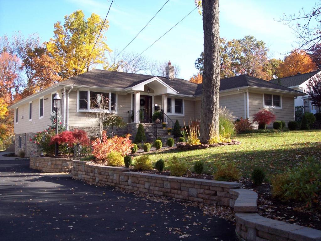 MLS #/Web ID: 2723797