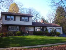 MLS #/Web ID: 2725197