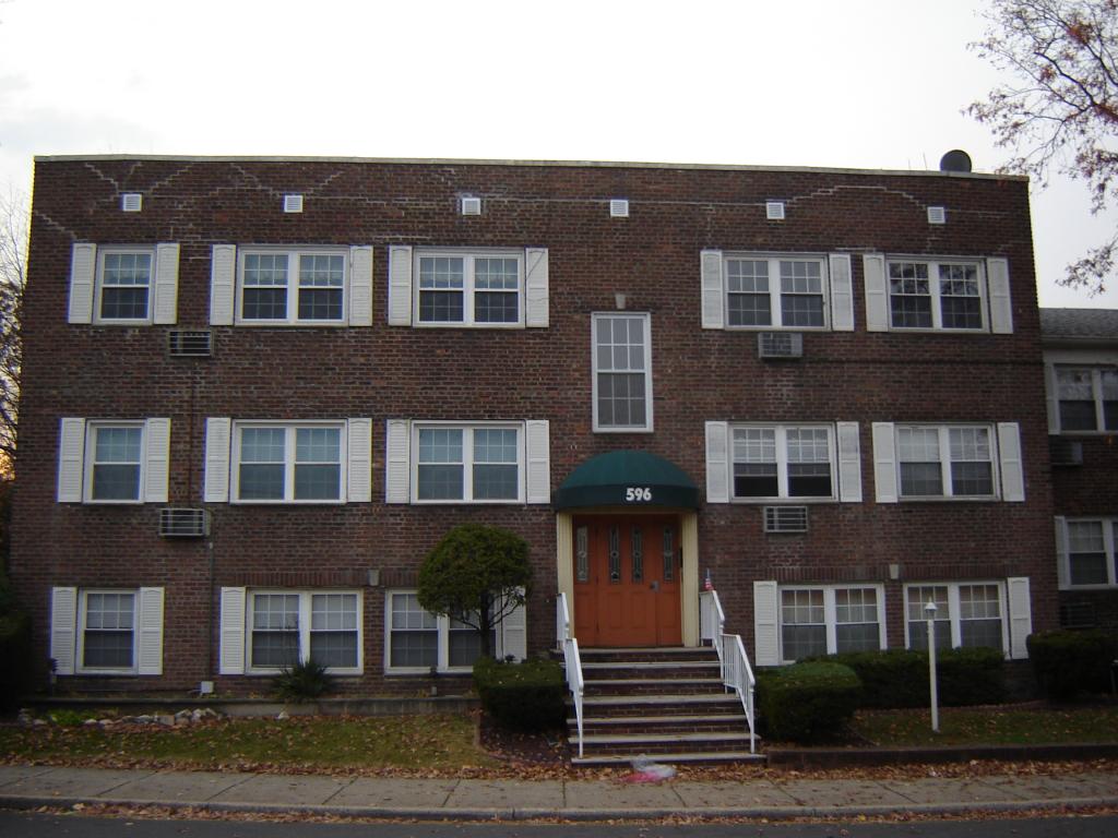 MLS #/Web ID: 2726397