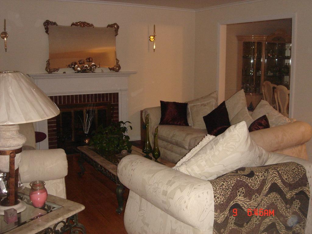 274 ONEIDA AVE