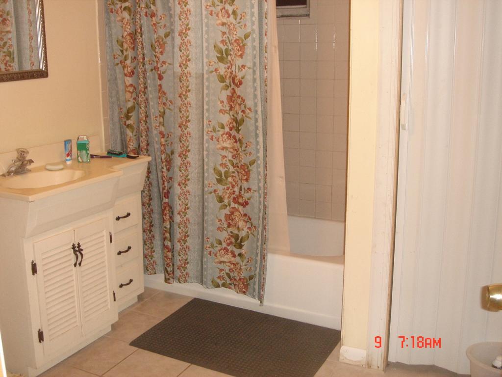 274 ONEIDA AVE