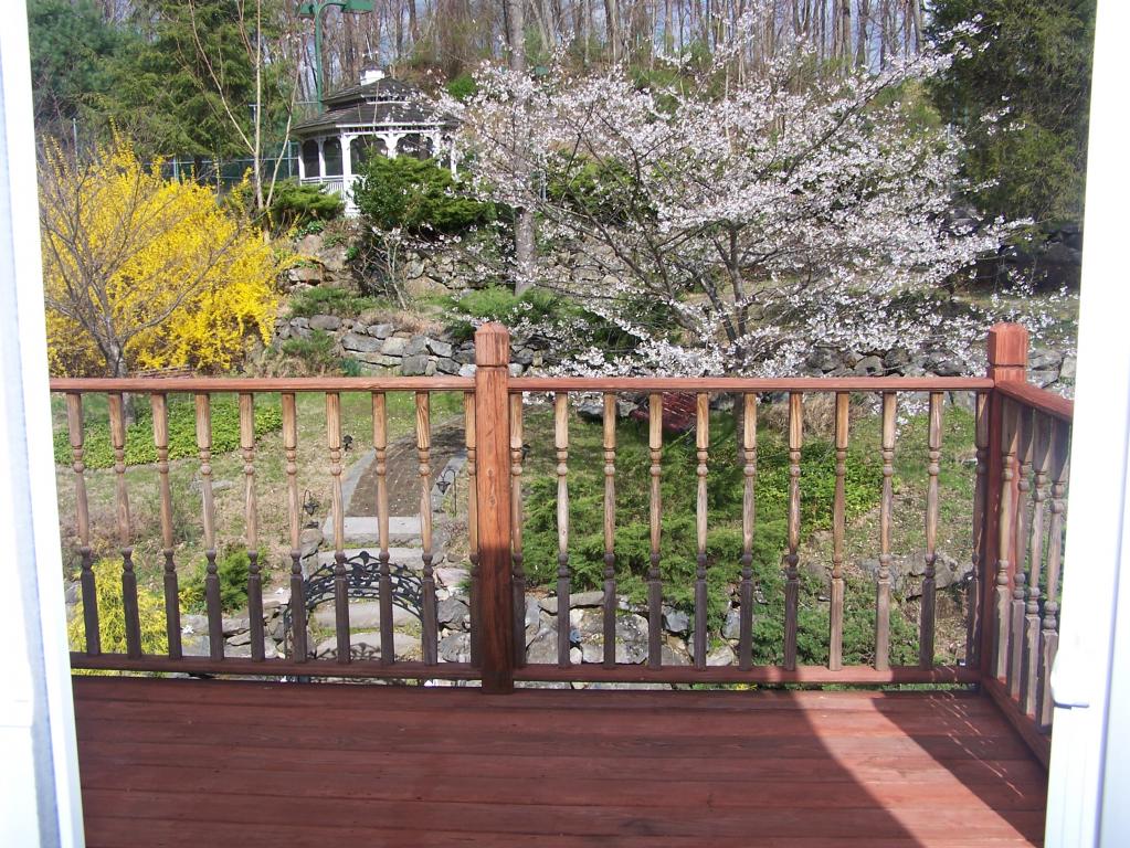 49 HEDDEN RD