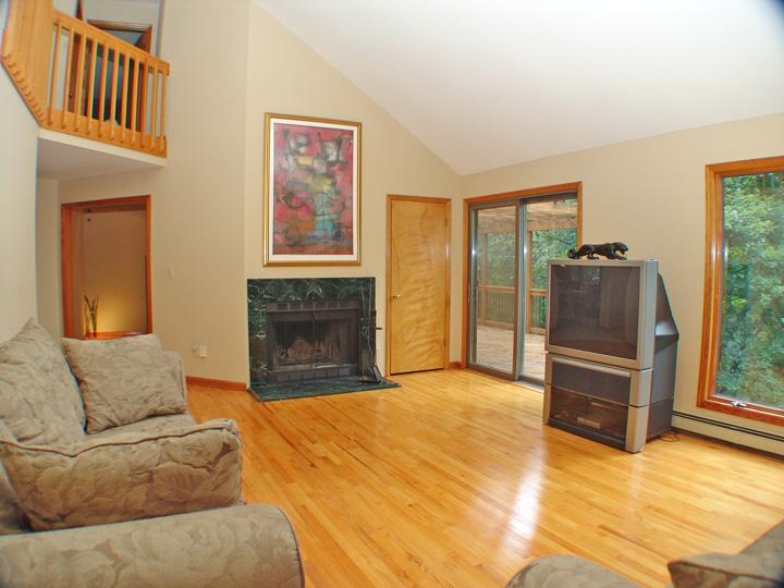MLS #/Web ID: 2709498