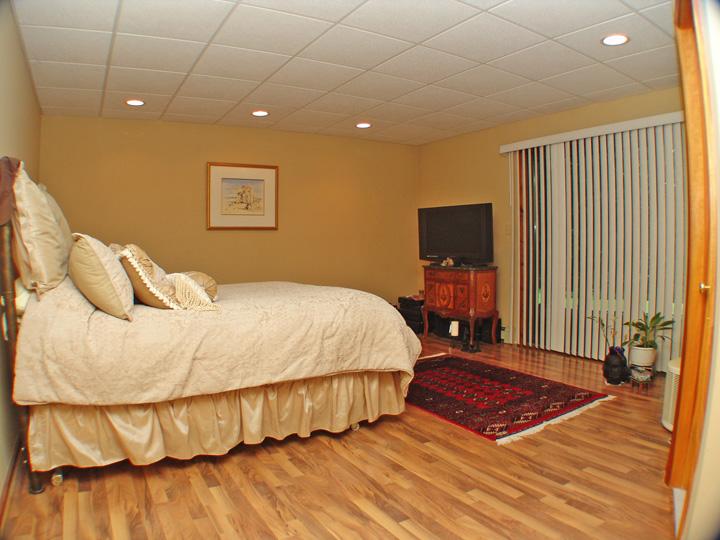 MLS #/Web ID: 2709498