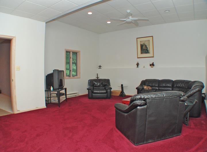 MLS #/Web ID: 2709498