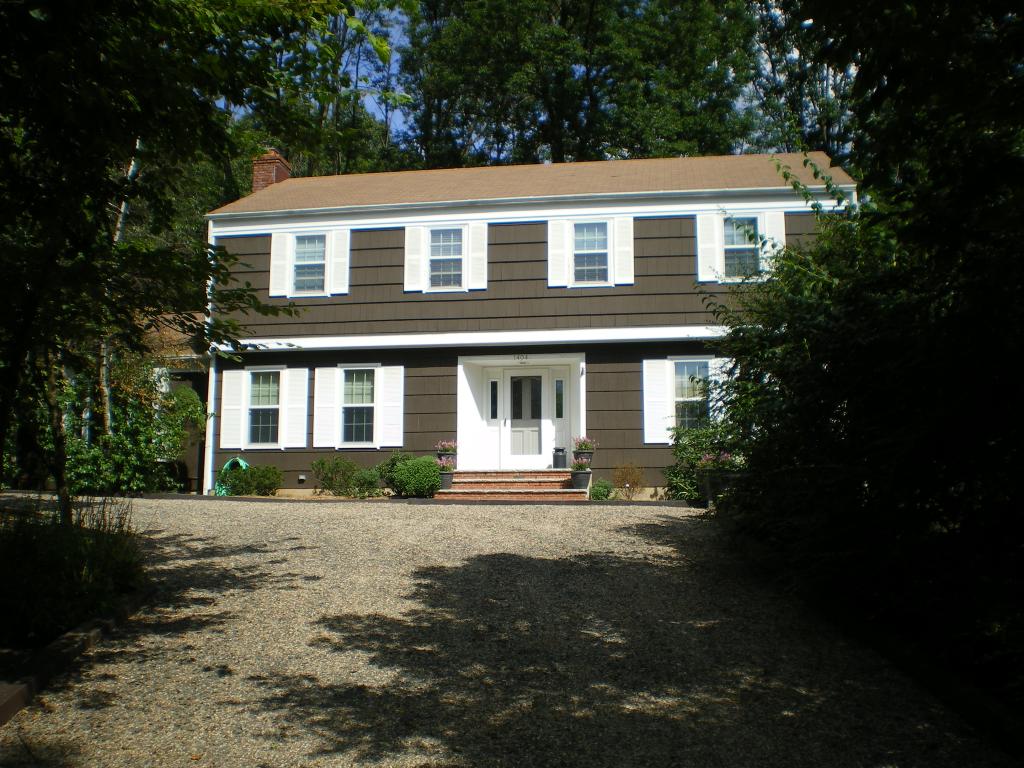 MLS #/Web ID: 2709898