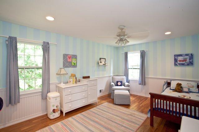 44 COTTAGE PL