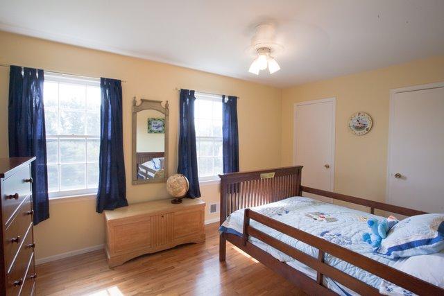 44 COTTAGE PL