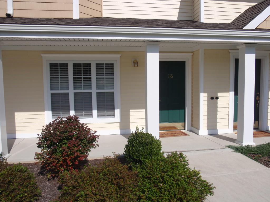 116 OLD FARM DR