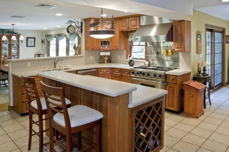 6 LAURELWOOD DR