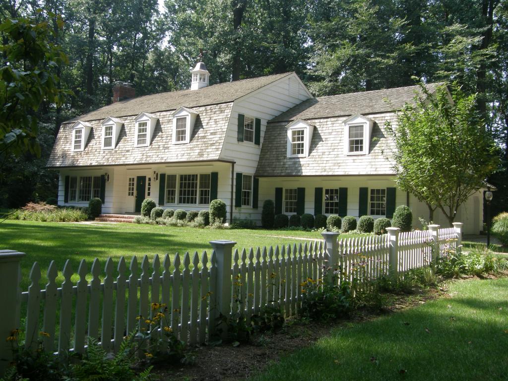 MLS #/Web ID: 2722298
