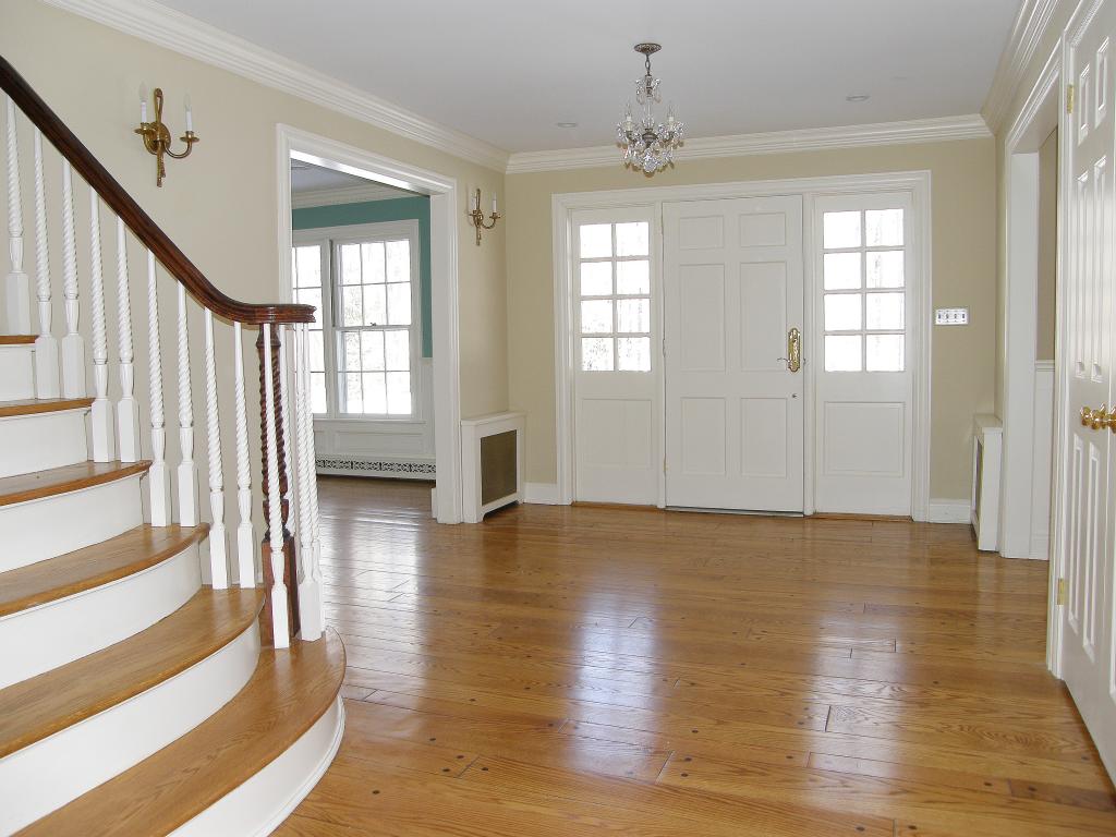 MLS #/Web ID: 2722298