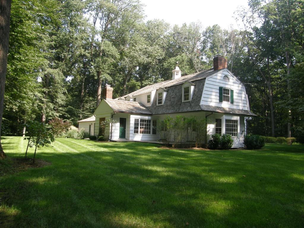 MLS #/Web ID: 2722298
