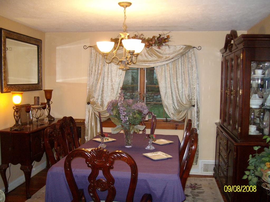 27 DOUGLAS ST