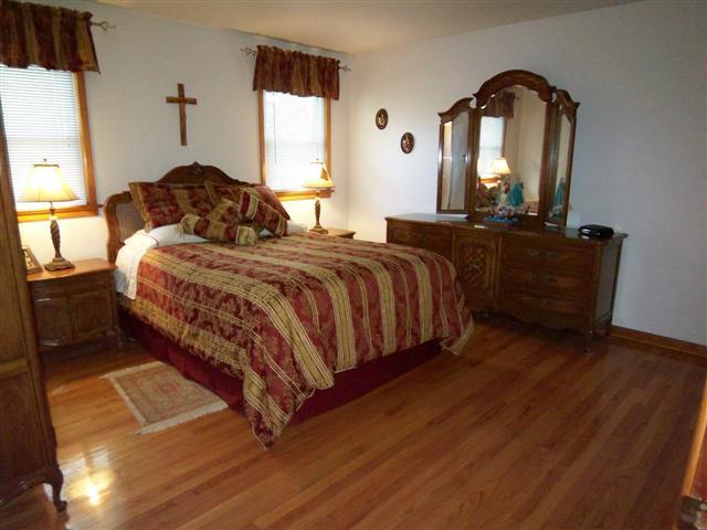 MLS #/Web ID: 2725298