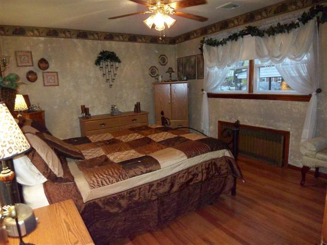 MLS #/Web ID: 2725898