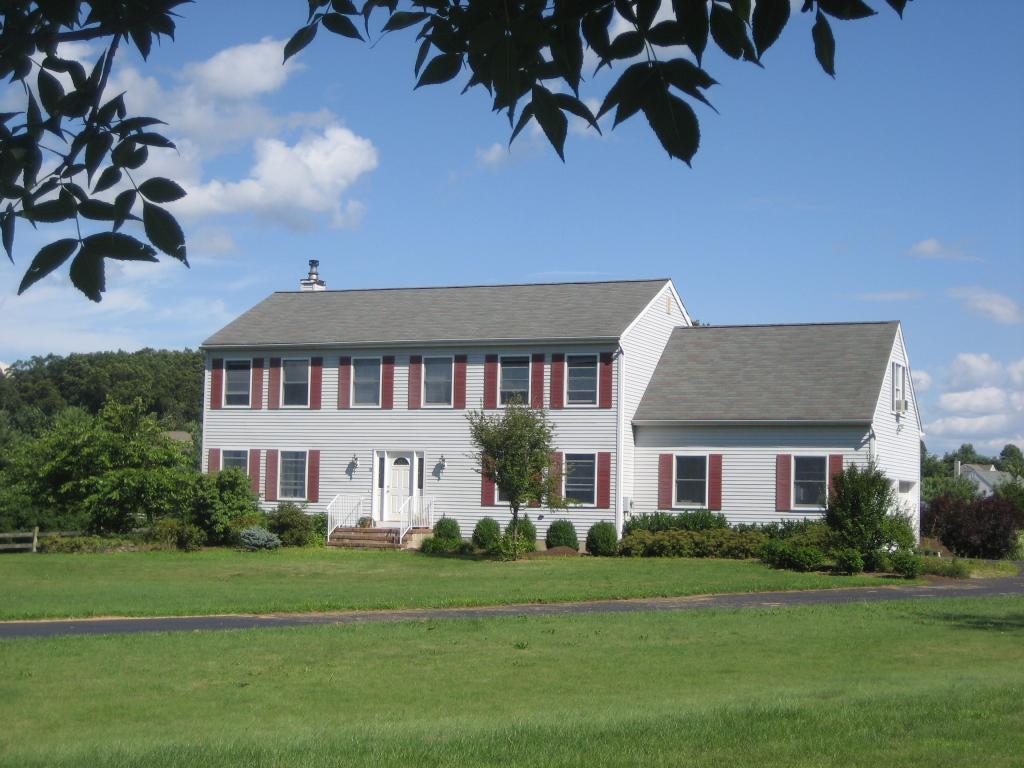 16 WESTON DR
