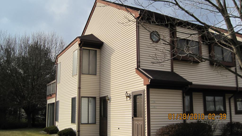 203 SAMUEL CT
