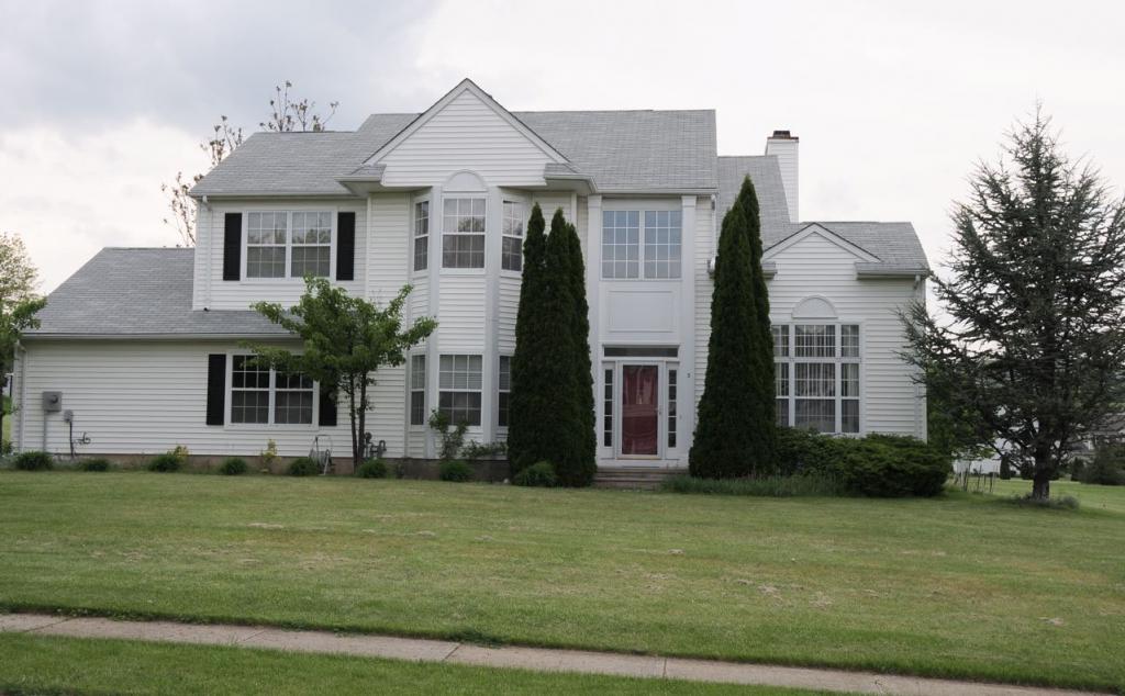 3 Saxton Lane