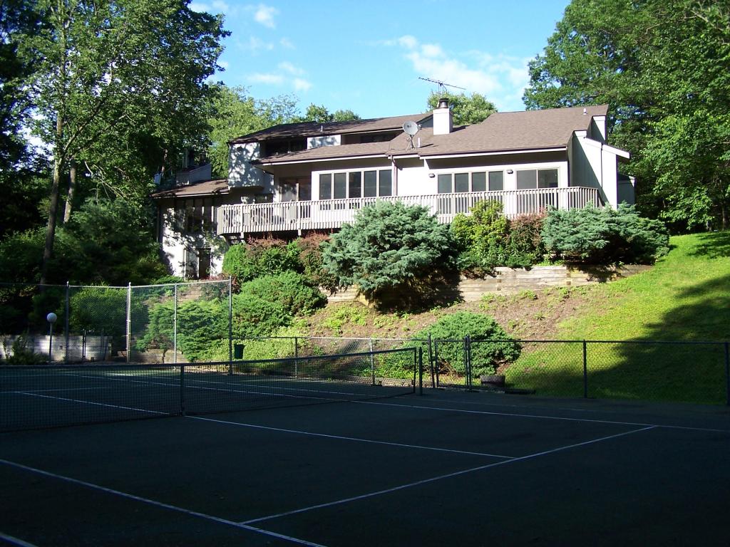 MLS #/Web ID: 2697199