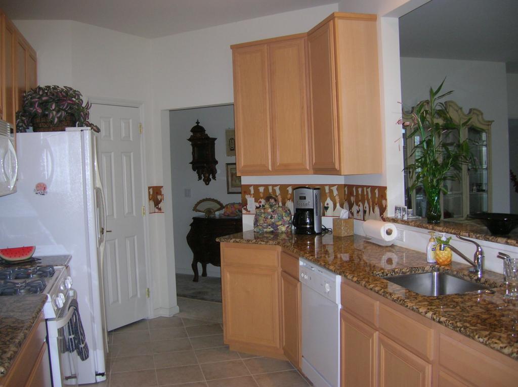 MLS #/Web ID: 2707399