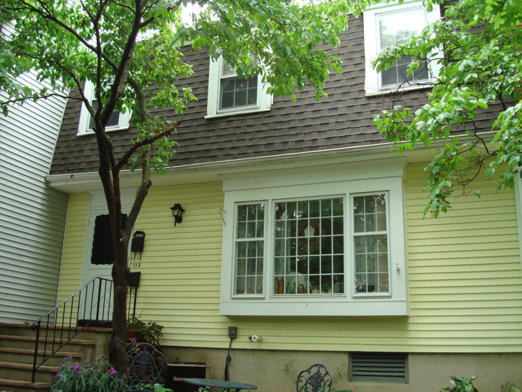 MLS #/Web ID: 2715199