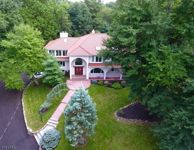 200 White Oak Ridge Rd, Millburn Township, NJ 07078